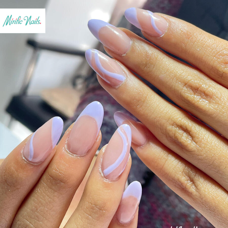 Soft pink and marbled purple nails design